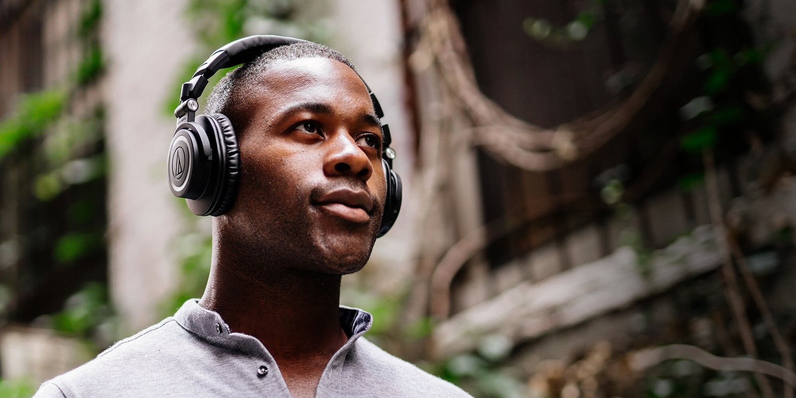 Audio-Technica ATH-M50XBT on DJ LAB website Lebanon UAE