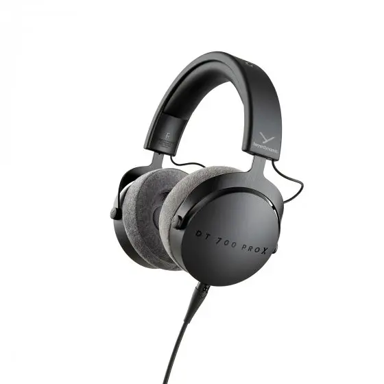 Beyerdynamic DT 700 PRO X on DJ LAB website Lebanon UAE