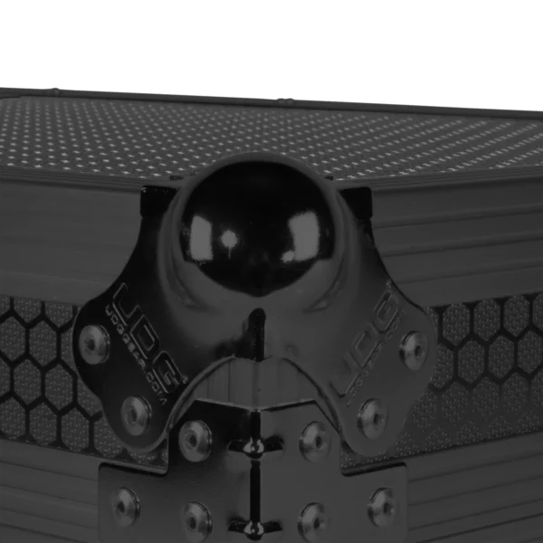 UDG Ultimate Flight Case Multi Format Turntable Black MK2 Plus (Trolley & Wheels) - Image 7