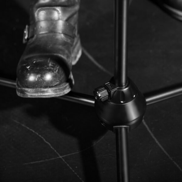 Gravity GTMS4321B Touring Series Tripod Mic Stand Standard Boom - Image 6
